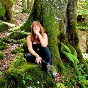 magischer wald weiblicht heilreisen